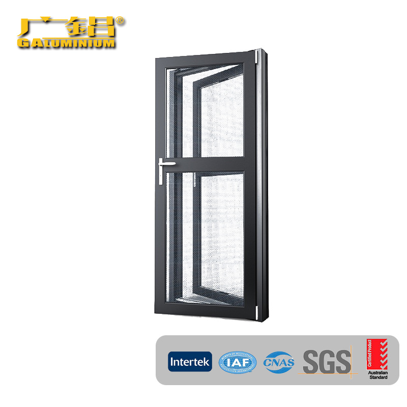 Puerta abatible de aluminio con panel de dos capas