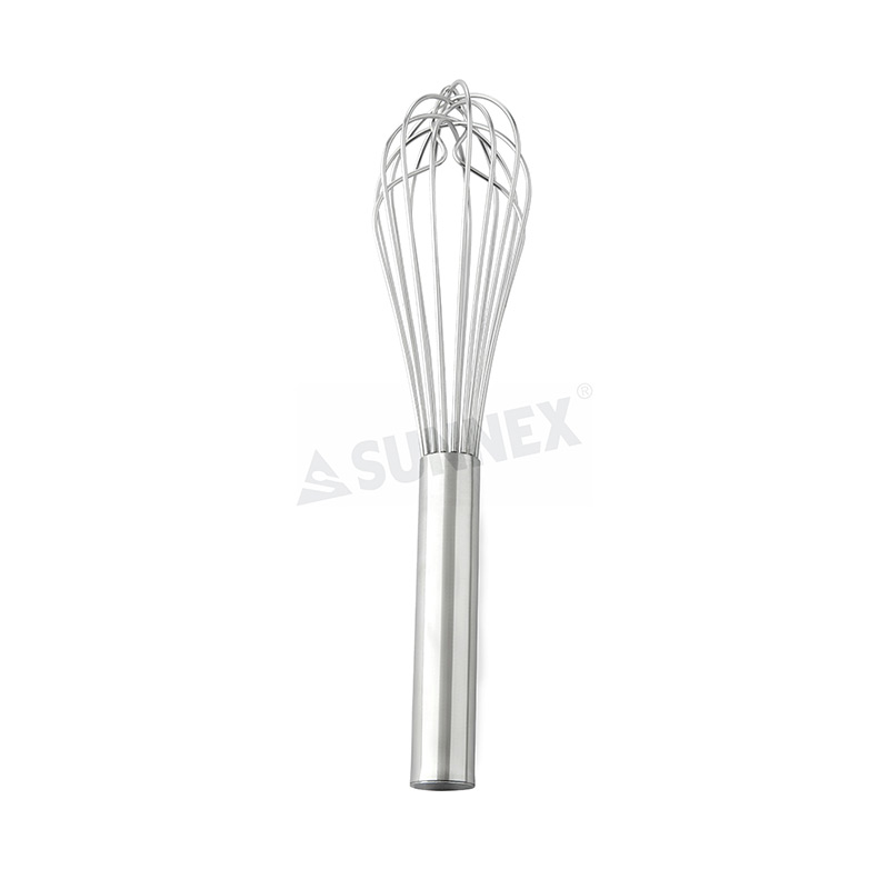 What are the characteristics of Kitchen Egg Beater for Blending Whisking?