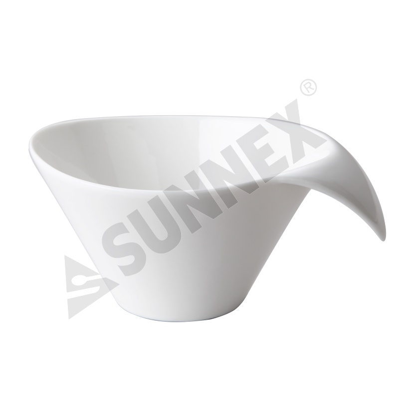 Бял цвят порцеланова чинийка за кафе