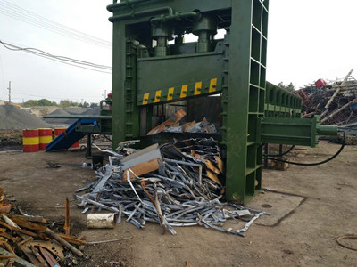 Hydraulische schrootschaar Machine Zware metalen recyclingapparatuur