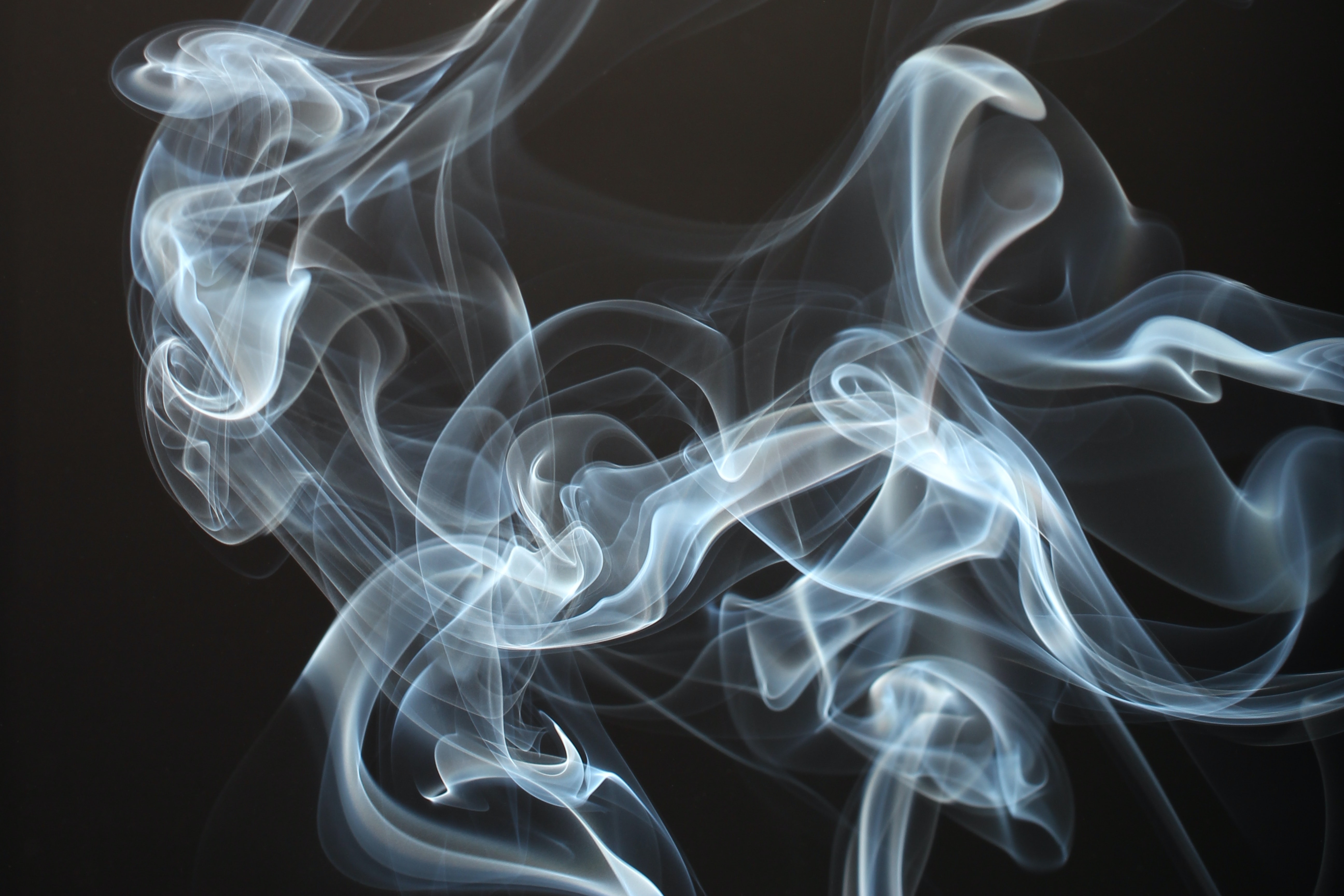 Is the second-hand smoke of e-cigarettes harmful?