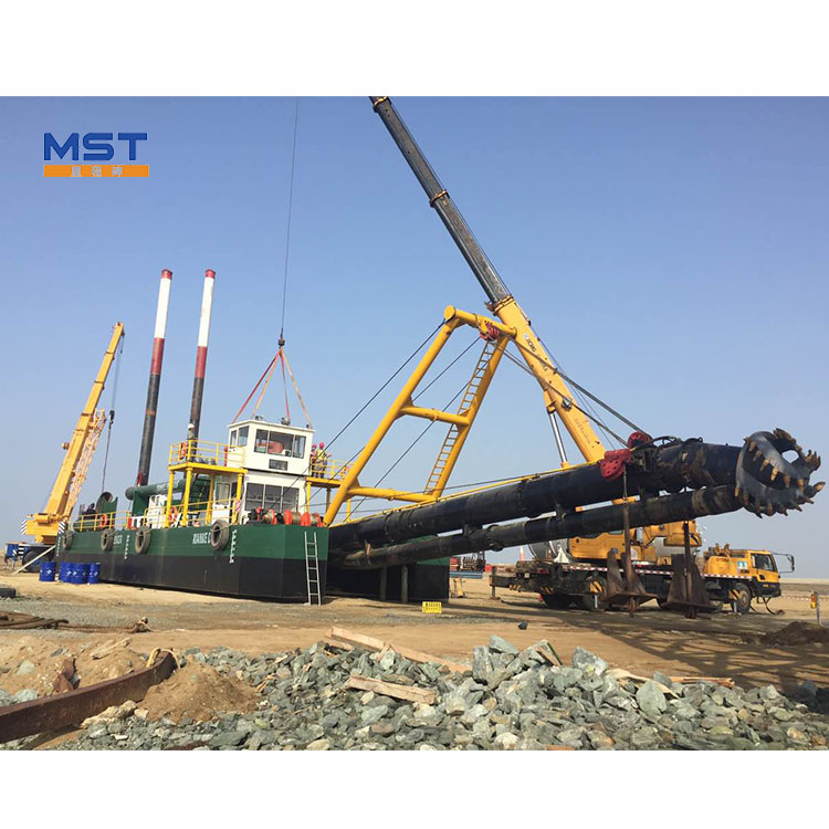 18 inch 4000m3 Cutter Suction Sand Dredger