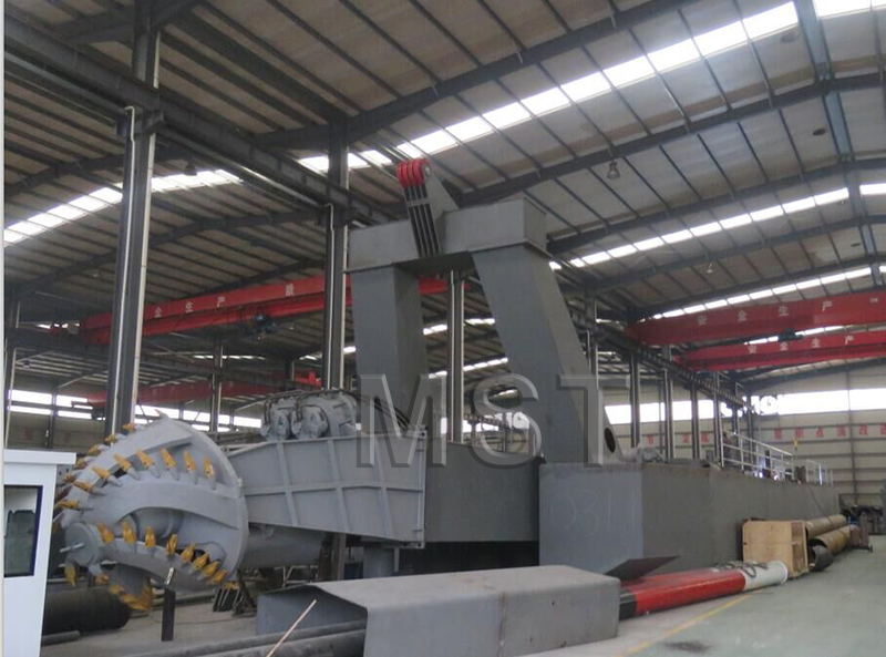 China 24inch Cutter Suction Dredger Factory