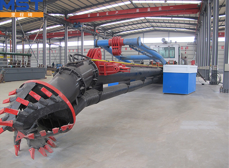18 inch cutter suction sand dredger Factory