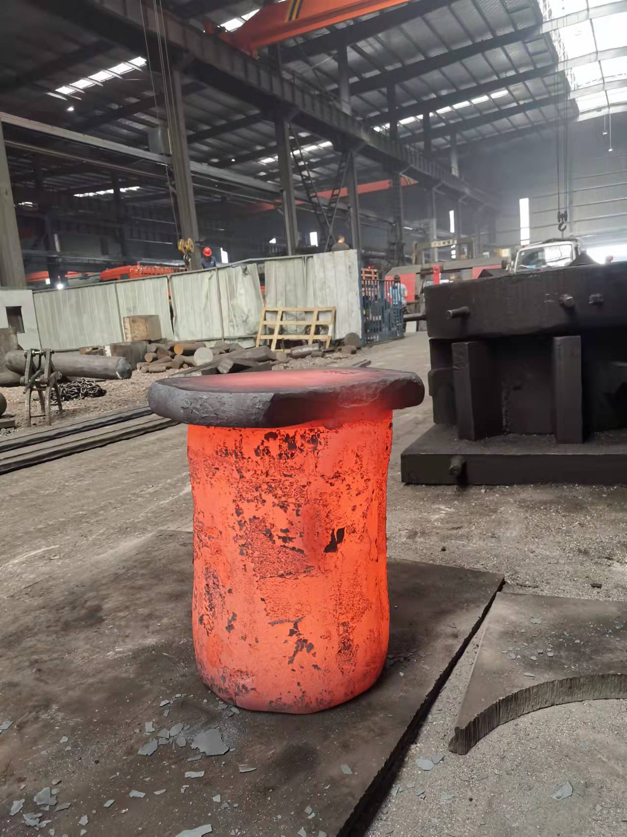 Safety requirements for free forging in forging plants