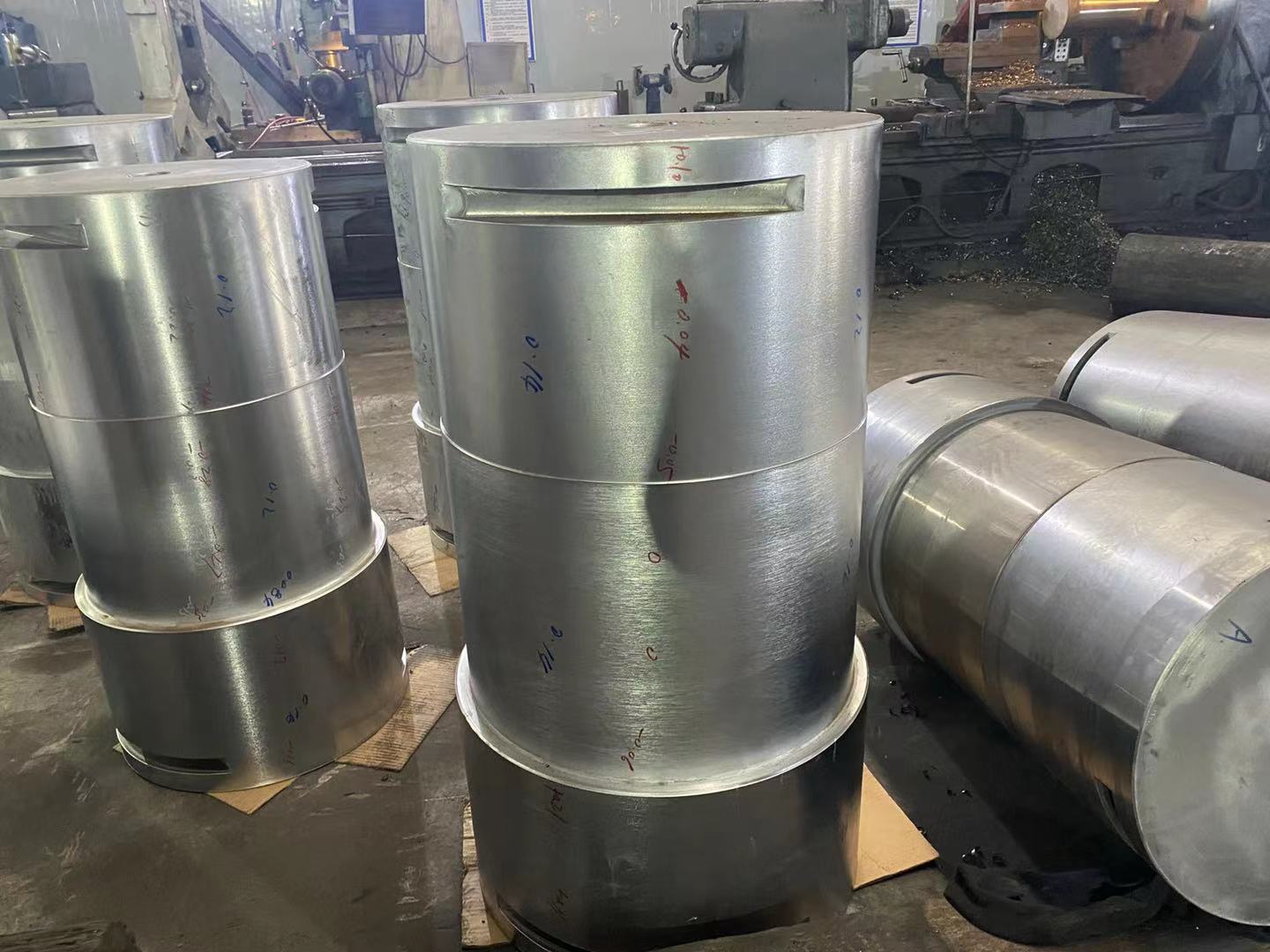 Forming and manufacturing technology of large cylinder forgings