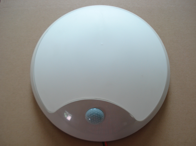 Paano i-install ang Infrared Induction Lamp