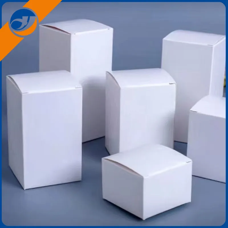 Białe kartonowe pudełko na ziarna kawy