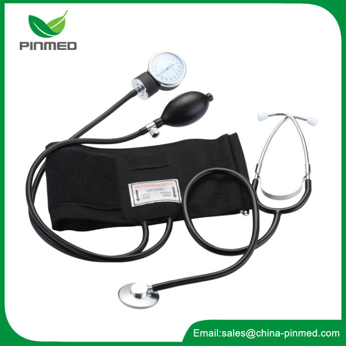 Sphygmomanometer Caighdeánach Aneroid le Stethoscope
