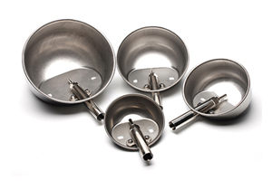 Pros and cons of Stainless Steel Drinking Bowl