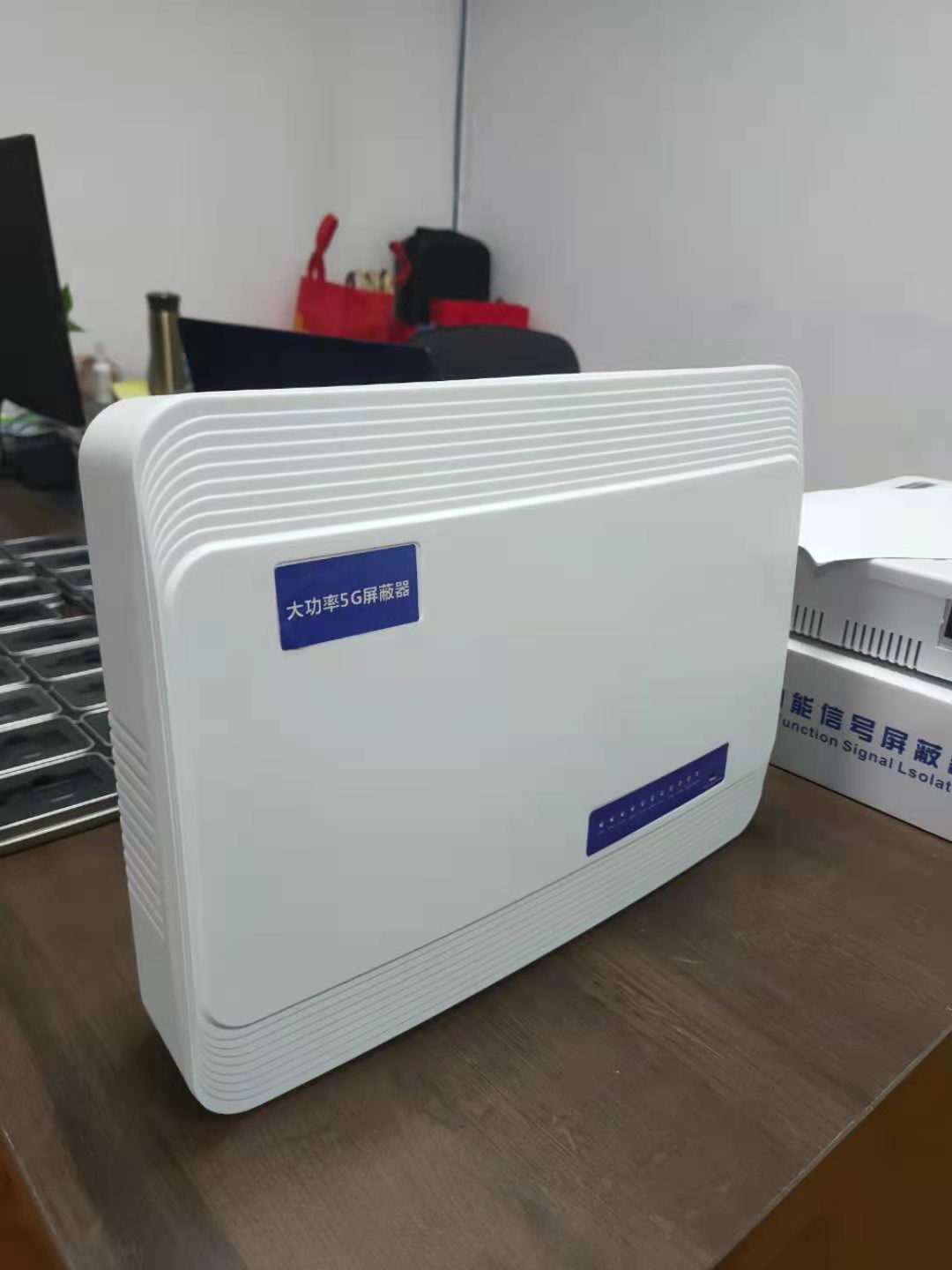 Mobile Phone Signal Jammer with Built in antenna