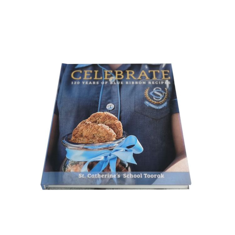 Печат на училищна готварска книга с позлатени ръбове - 3 