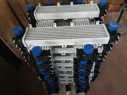 Alüminium radiator səthinin müalicəsində anodizasiya və elektrokaplama arasındakı fərq nədir?