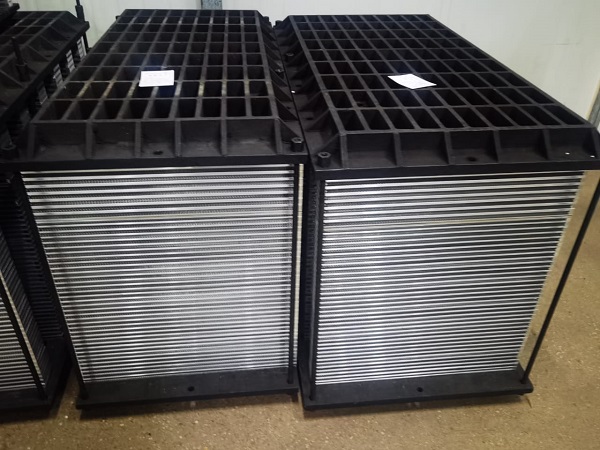 Échangeurs de chaleur à barres à plaques en aluminium