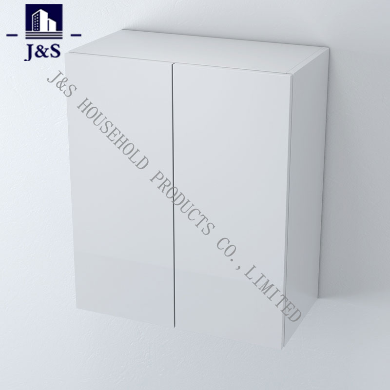 Dwupiętrowa biała szafka z podwójnymi drzwiami