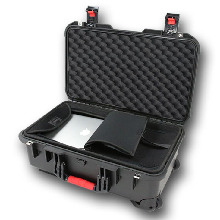 The waterproof case is mainly divided into three levels