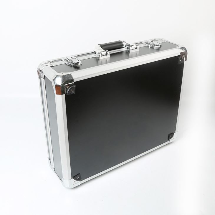 Caja de aluminio con espuma de poliuretano personalizada