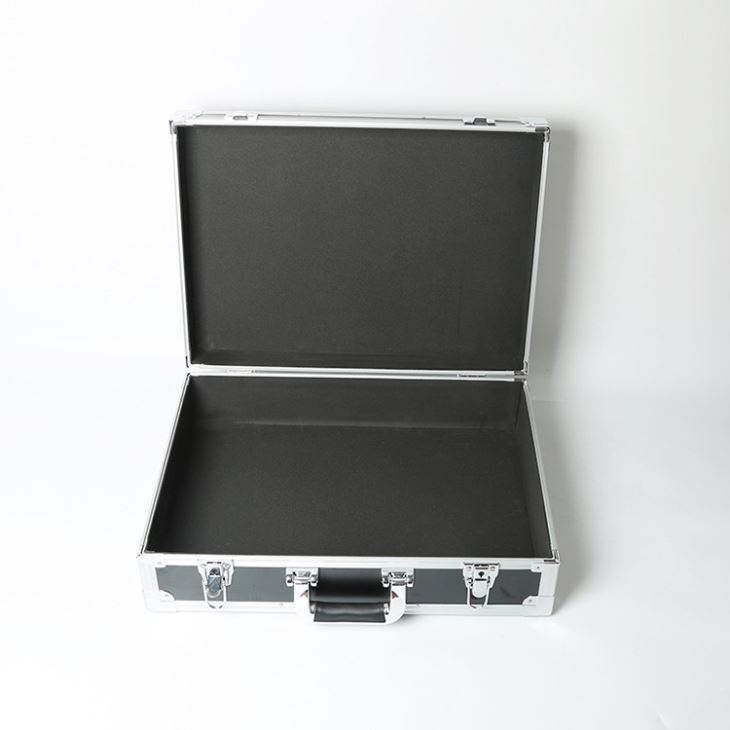 Aluminum Display Case - 6 