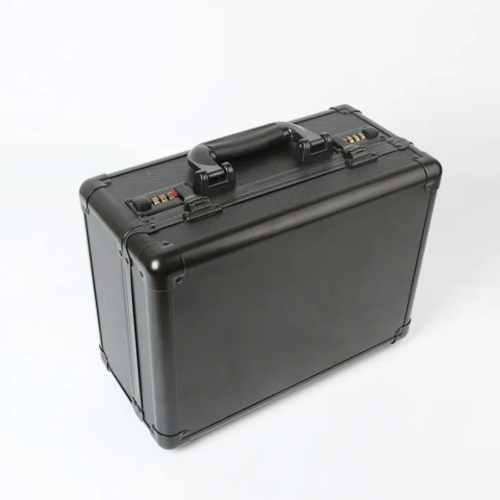 Aluminum Gun Case with Metal Accessories