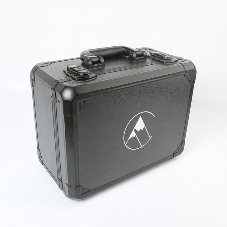 Værktøjskasse af aluminium med tilpasset logo