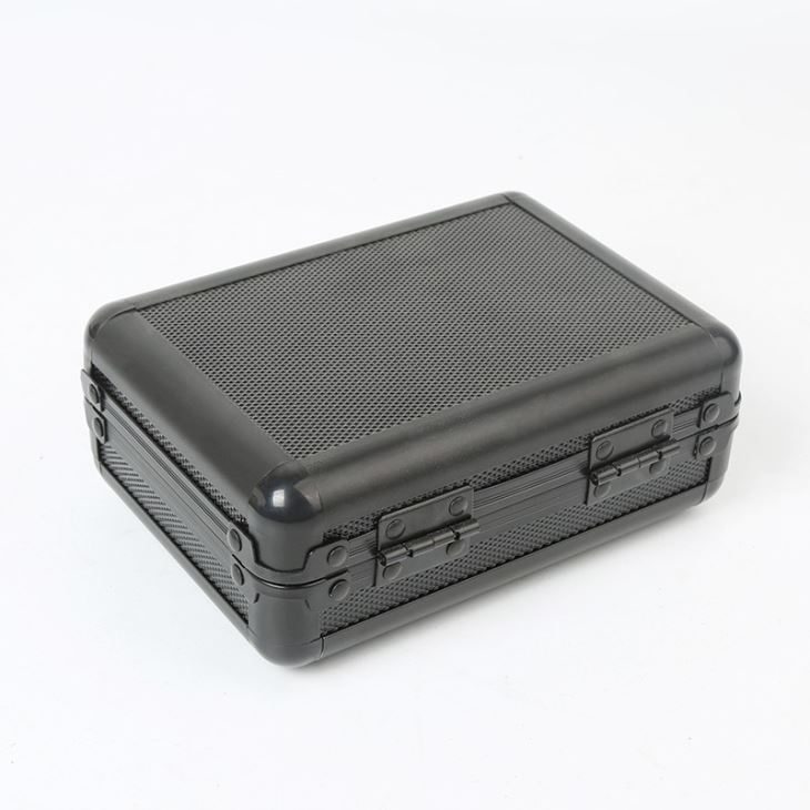 Lille sort værktøjskasse af aluminium - 1