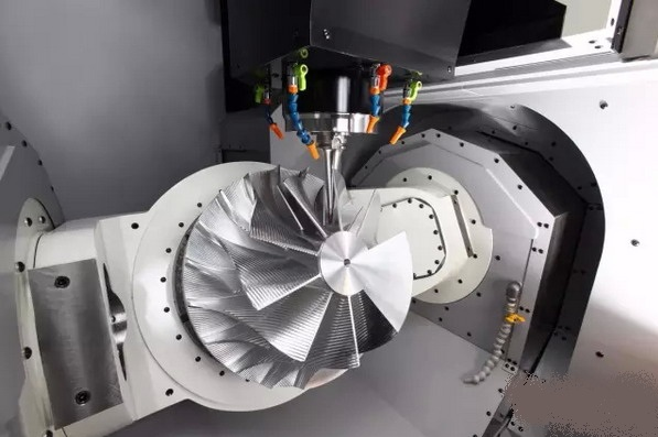 What are the advantages of choosing five-axis cnc machining