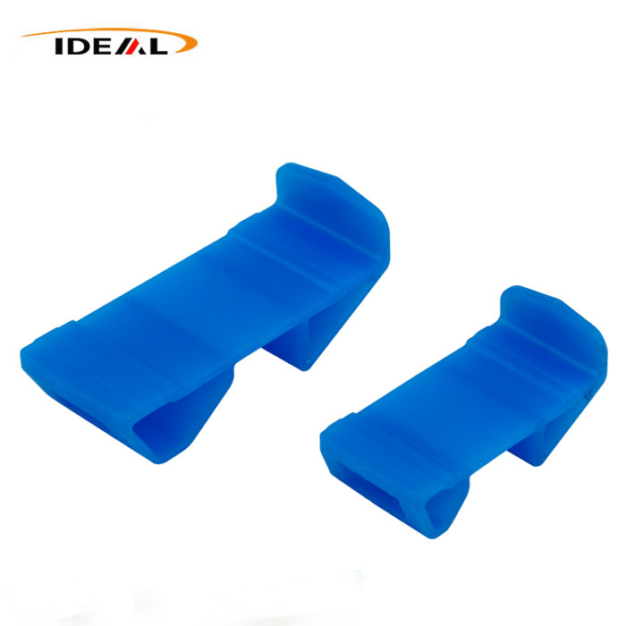 Molds and injection molded TPE parts