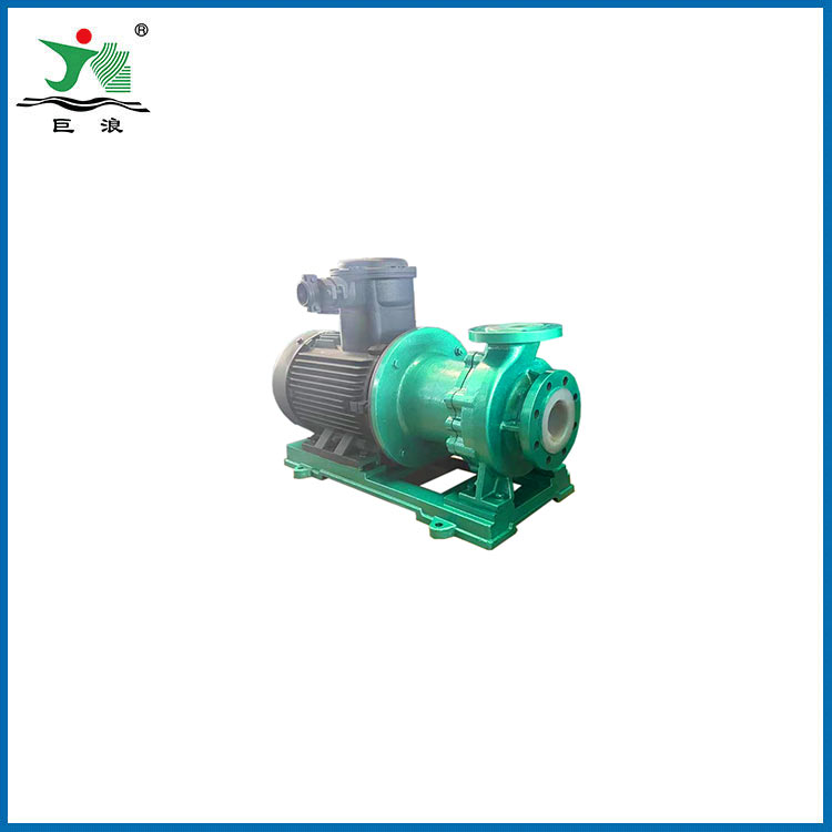 Magnetic fluorine-lined pump for chemicals