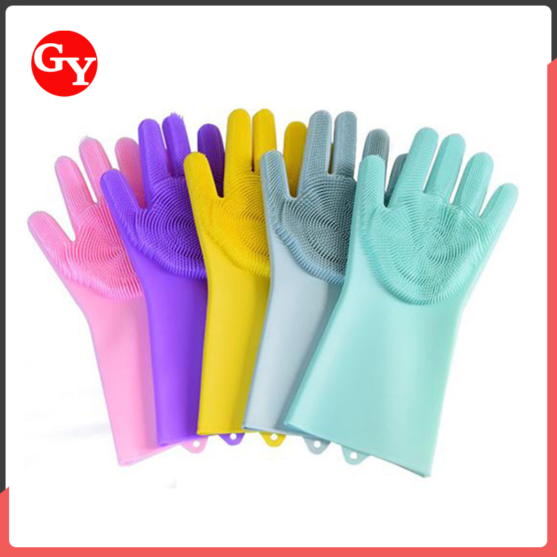 What are the benefits of silicone gloves