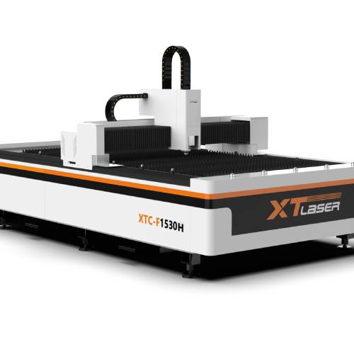 Focus on laser cutting machine laser source