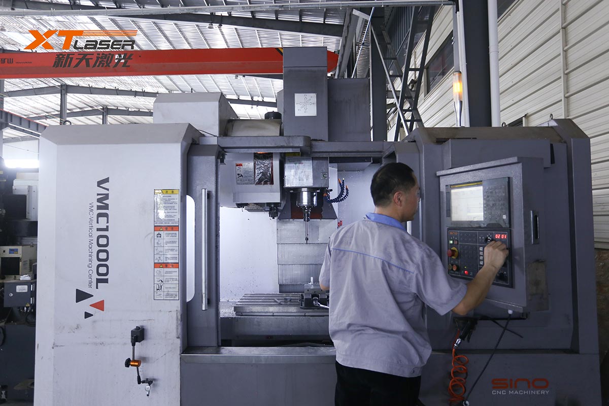 What are the control systems for laser cutting machines