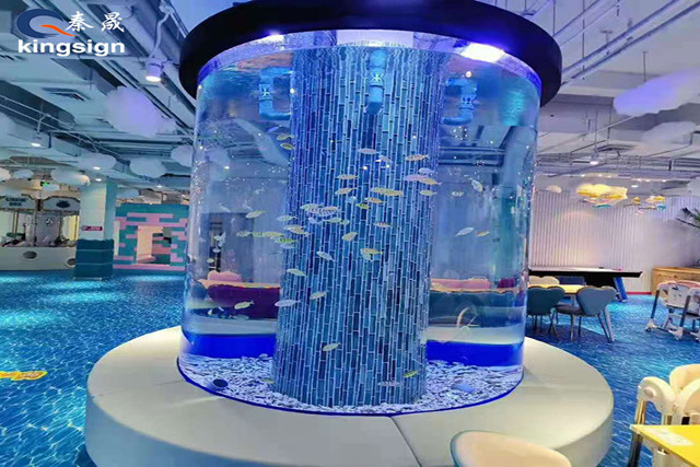 Paano magdisenyo ng magandang acrylic aquarium
