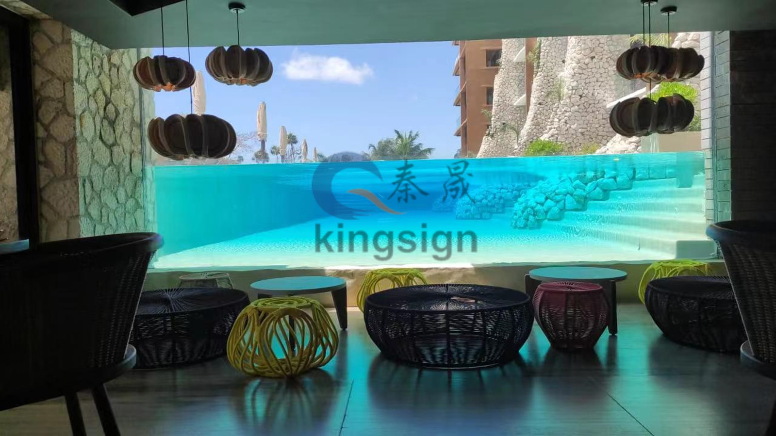Hotelové akrylátové bazénové okno