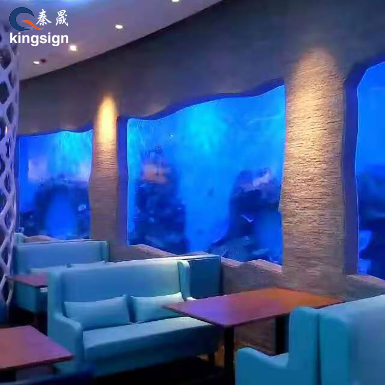 Akvarium restoranı