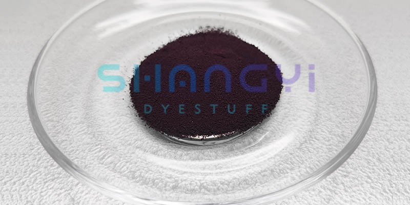 How do disperse dyes work?