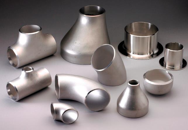 What are the difficulties in processing stainless steel pipe fittings?
