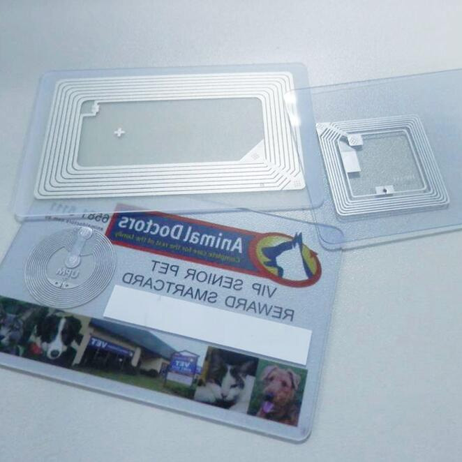 Tarjeta de visita transparente impresa NFC de plástico PVC transparente sin contacto de 13,56 Mhz