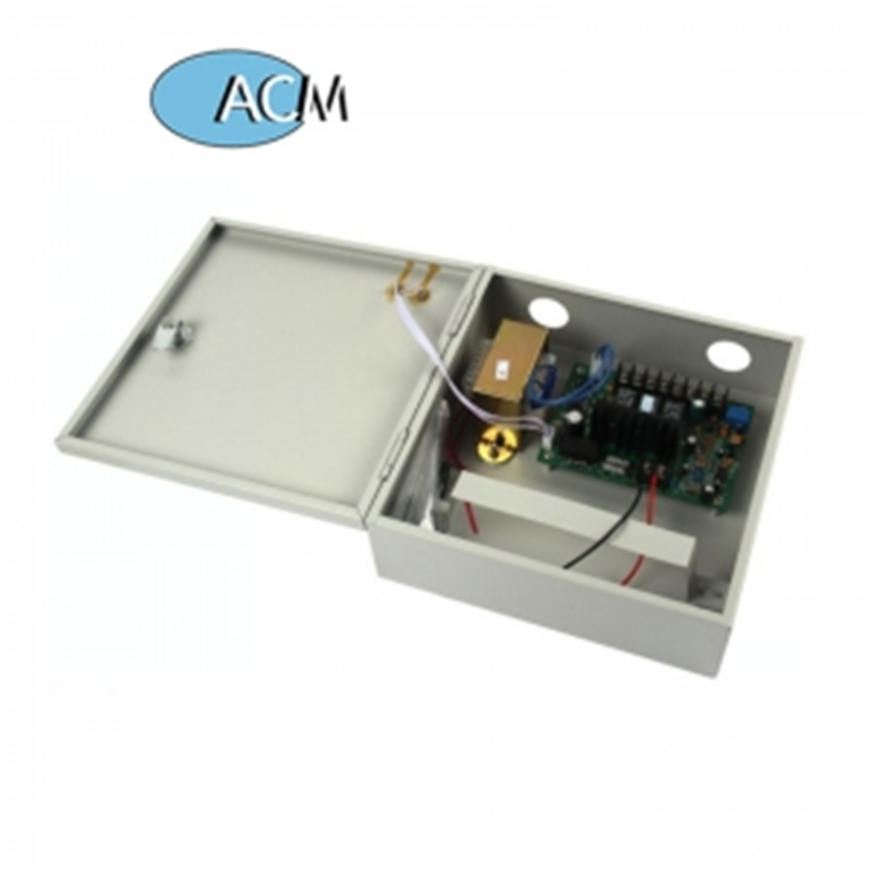 Систем за контрола на пристап Влезен напон AC100 до 260V Моќност 50W