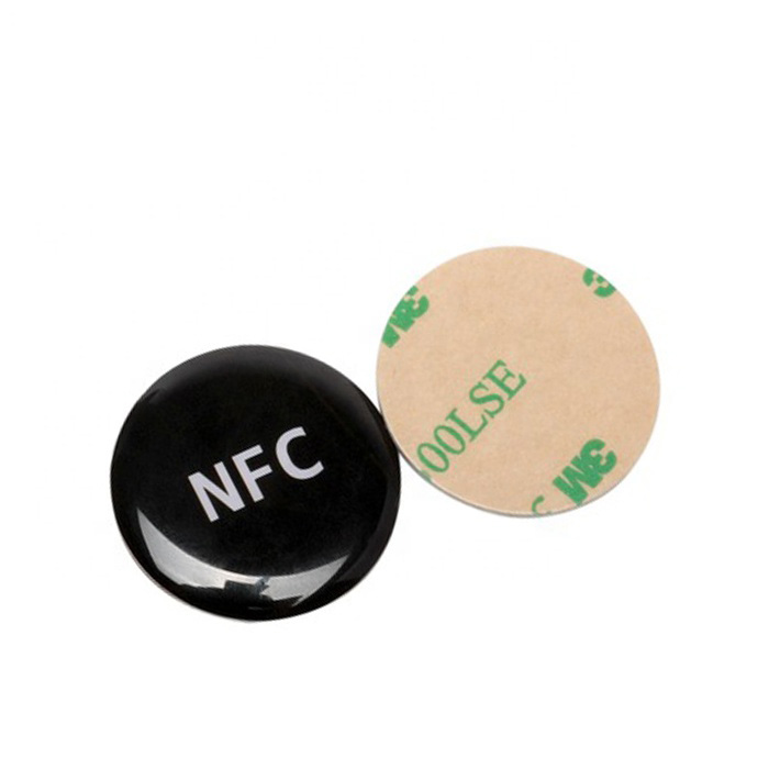 HF αδιάβροχο αντιμεταλλικό αυτοκόλλητο ετικετών RFID Αντιμεταλλικό NTAG213 Ετικέτα NFC