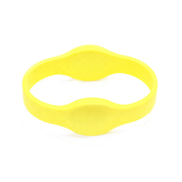 Long range dual frequency dual chips RFID wristbands HF+UHF RFID bracelets for tracking