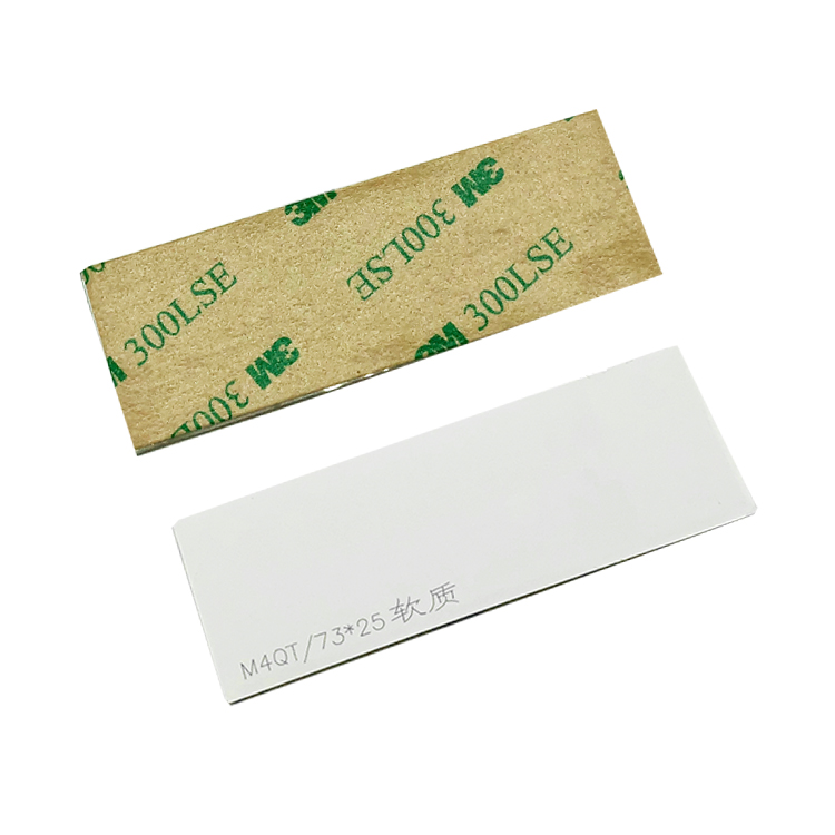 RFID-klistremerke programmerbar rfid fleksibel tag pris myk rfid label R6 mini anti metall tag
