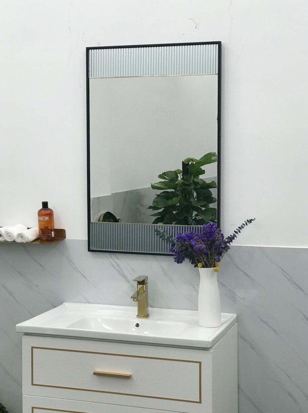 Black Metal Frame Bathroom Mirror