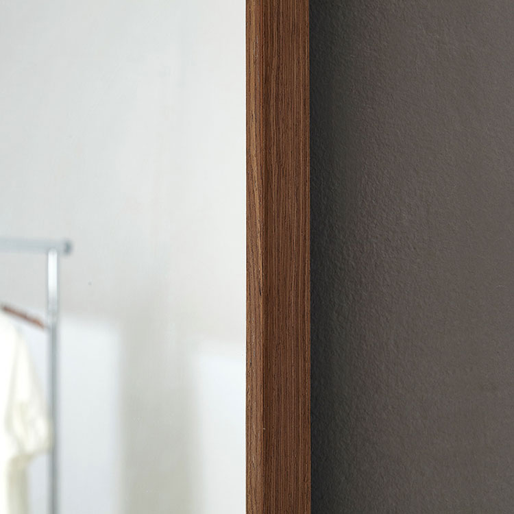 Dekorativní zrcadlo s masivním dřevěným rámem - 1 