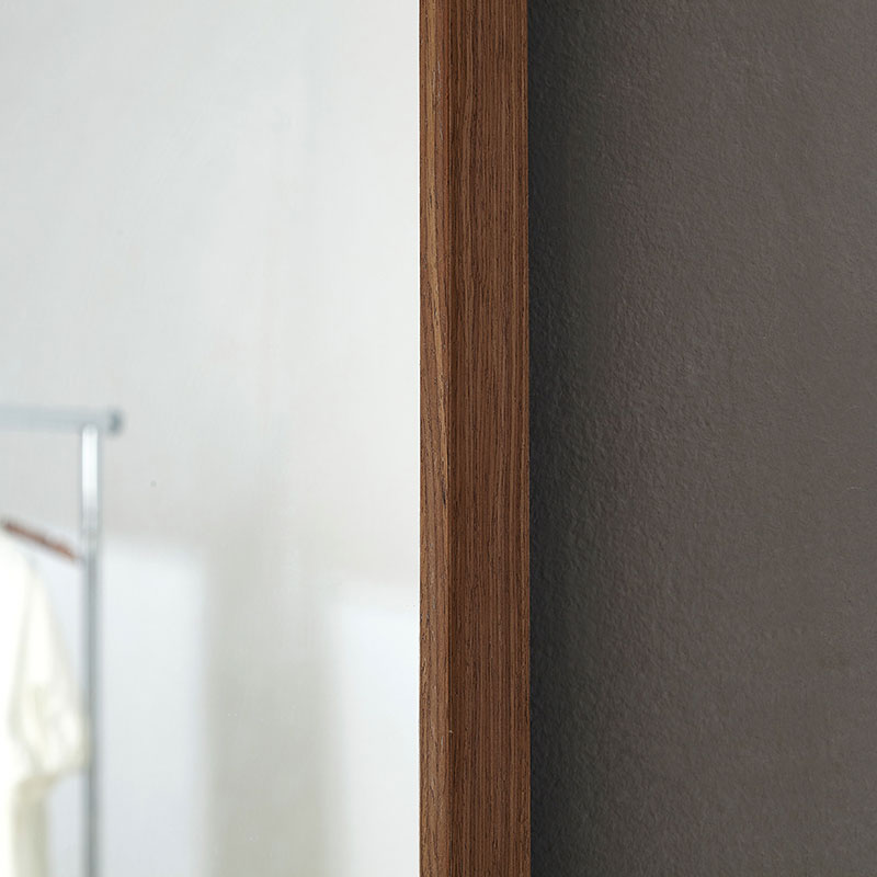 Zrcadlo po celé délce s rámem z masivního dřeva - 2