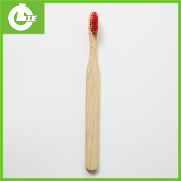 Spalvotas bambuko dantų šepetėlis