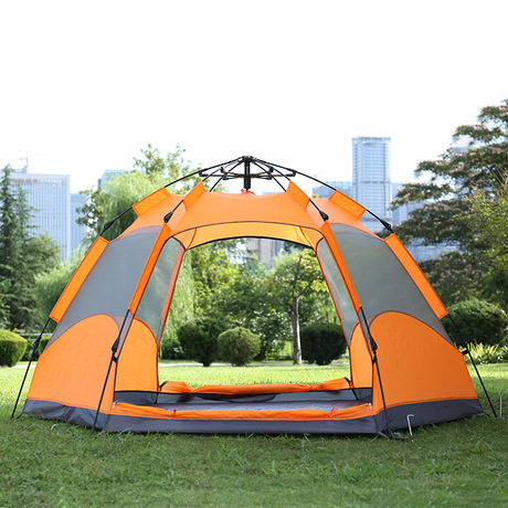 خيمة تخييم كبيرة مقاومة للماء والرياح في الهواء الطلق من Happy Party