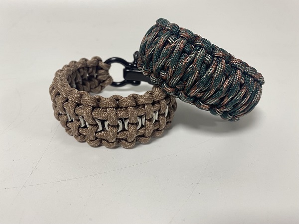 Taktisches Paracord-Armband