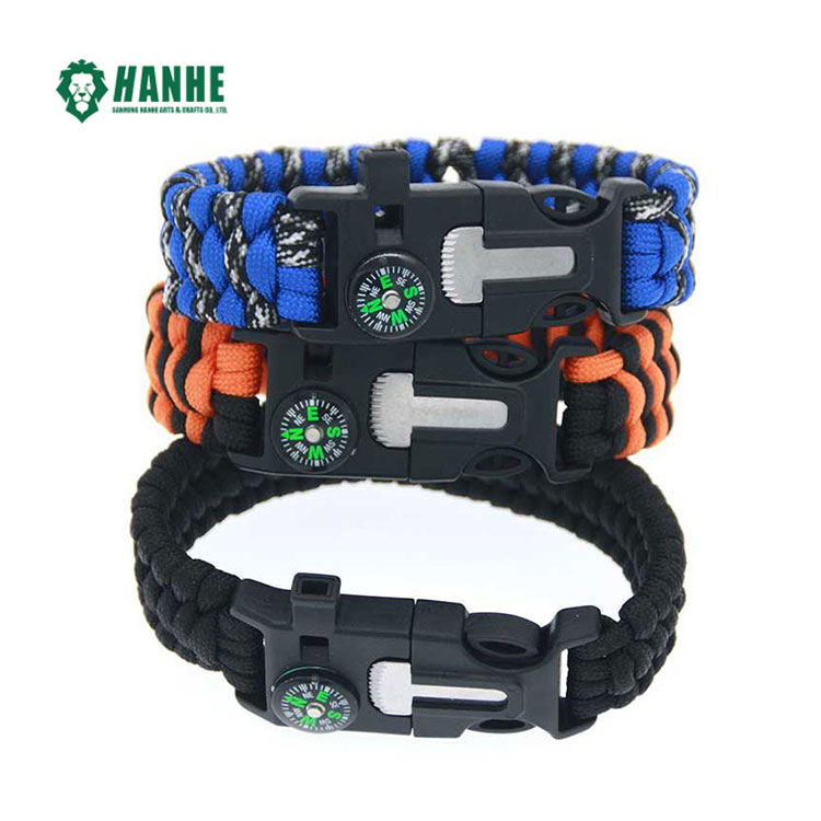 5 in 1 Survival Paracord Armband