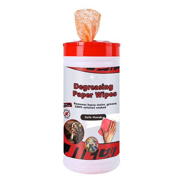 Degreasing cleaning wipes to remove oil stains from hands or tables