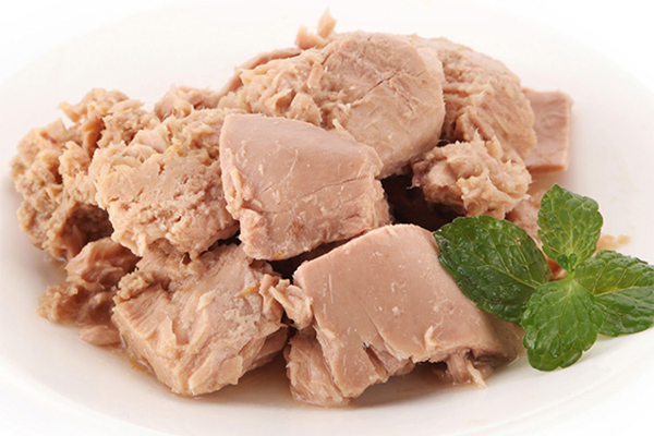 Which canned tuna in water or canned tuna in oil is delicious?